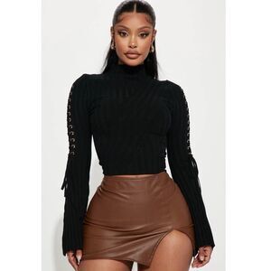 NWT Fashion Nova Black Long Sleeve Mock Neck Rib Knit Sweater Size M